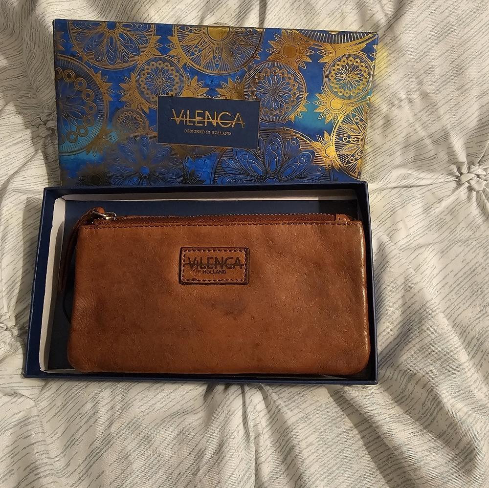 Valencia leather braided wallet